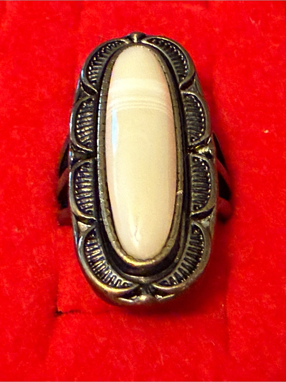 Vintage  White Greenish Oval Stone Statement Ring size 7